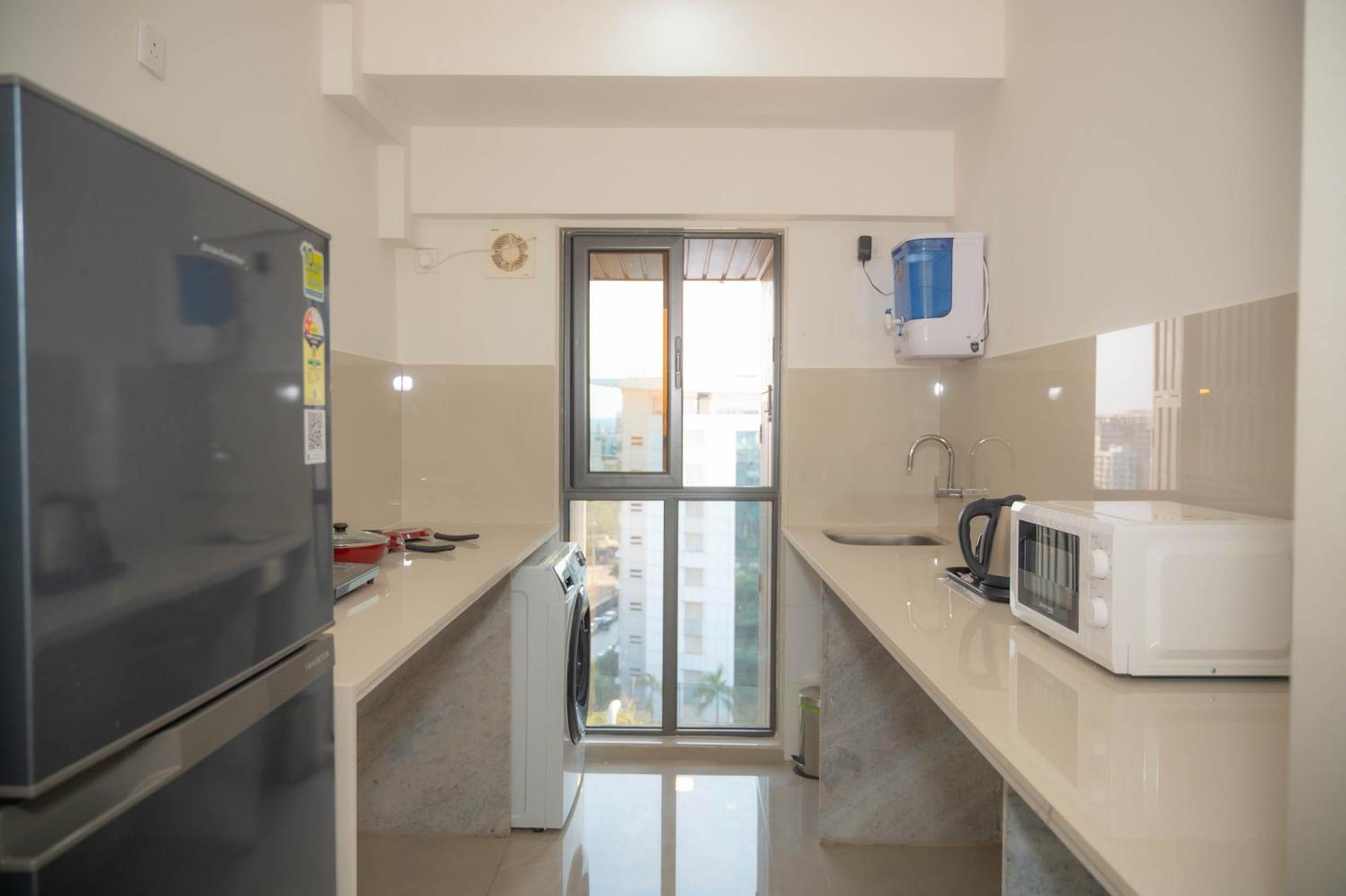Z Bliss Suites, Bkc Mumbai Exteriör bild