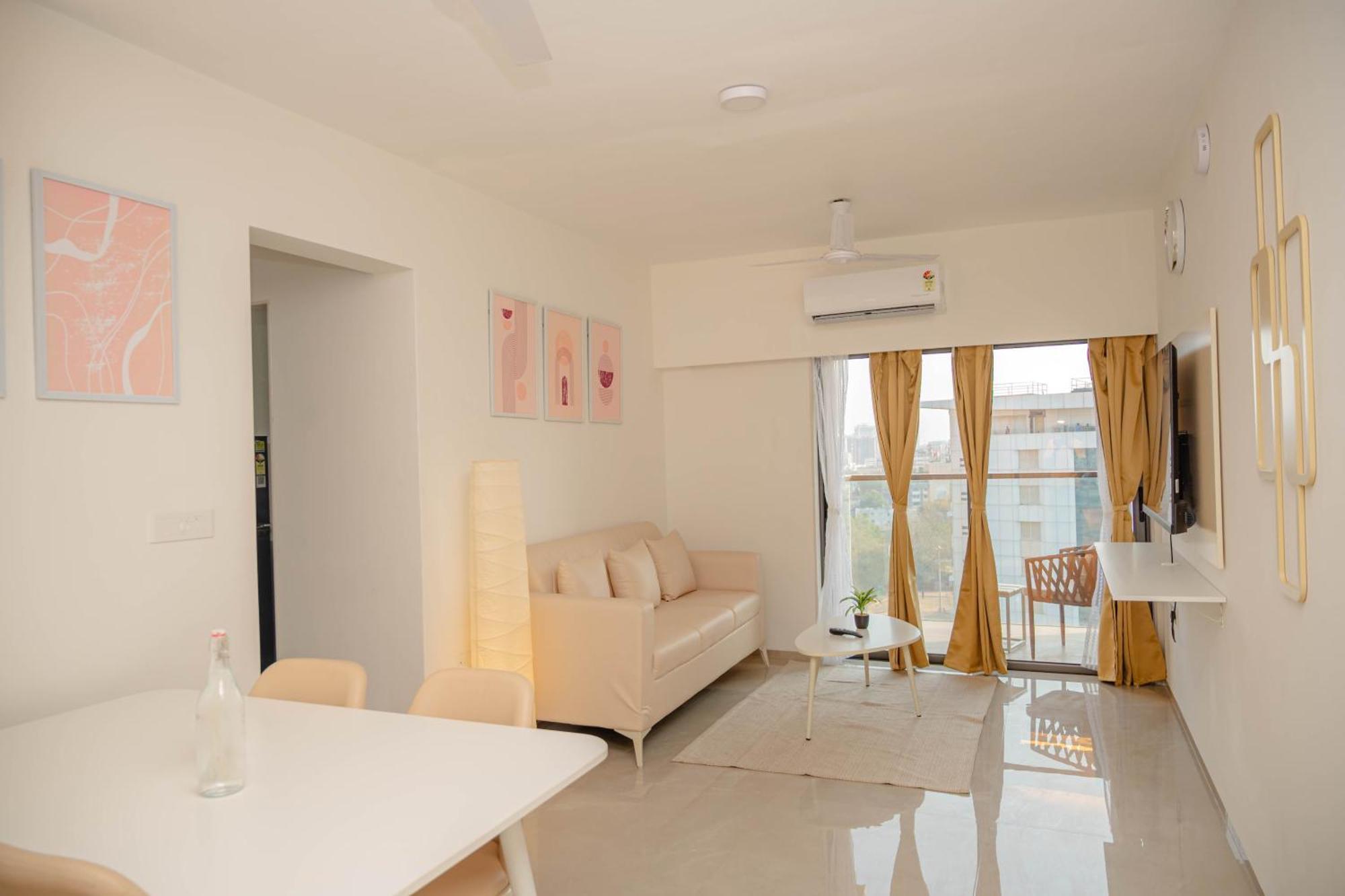 Z Bliss Suites, Bkc Mumbai Exteriör bild