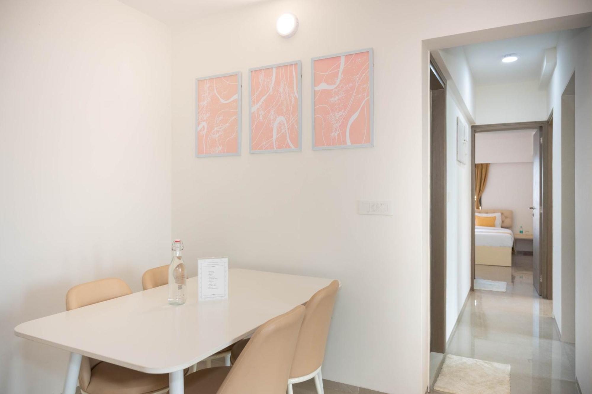 Z Bliss Suites, Bkc Mumbai Exteriör bild